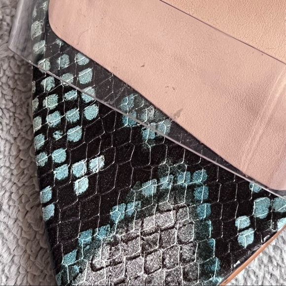 Steve Madden Amaya Clear Slide Sandal Blue Snake Reptile Print Leather Y2K Sz 7 - Picture 12 of 15